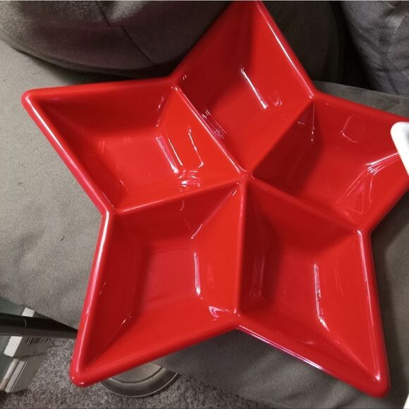 Patriotic 8.5" plastic serving bowls. - Picture 4 of 6